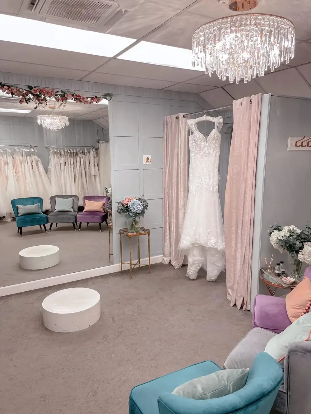 What to Expect at Your First Wedding Dress Appointment Image